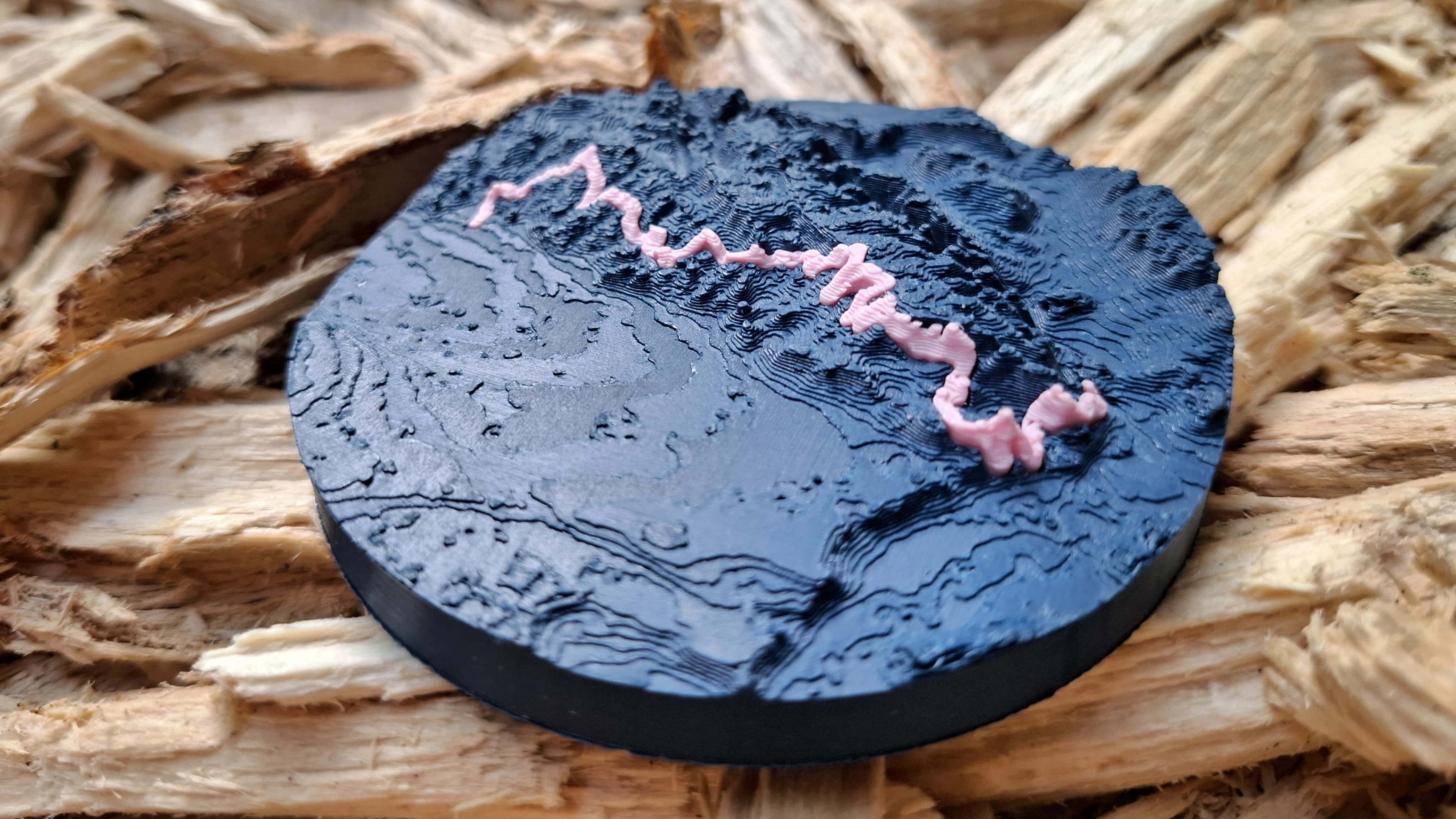 Carte relief 3D du tracé d’une course de trail offerte en cadeau